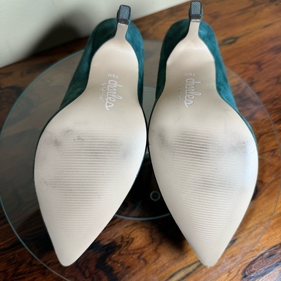 Charles By Charles David Incredibly Pump - green forest suede - size 7.5 - Picture 12 of 13